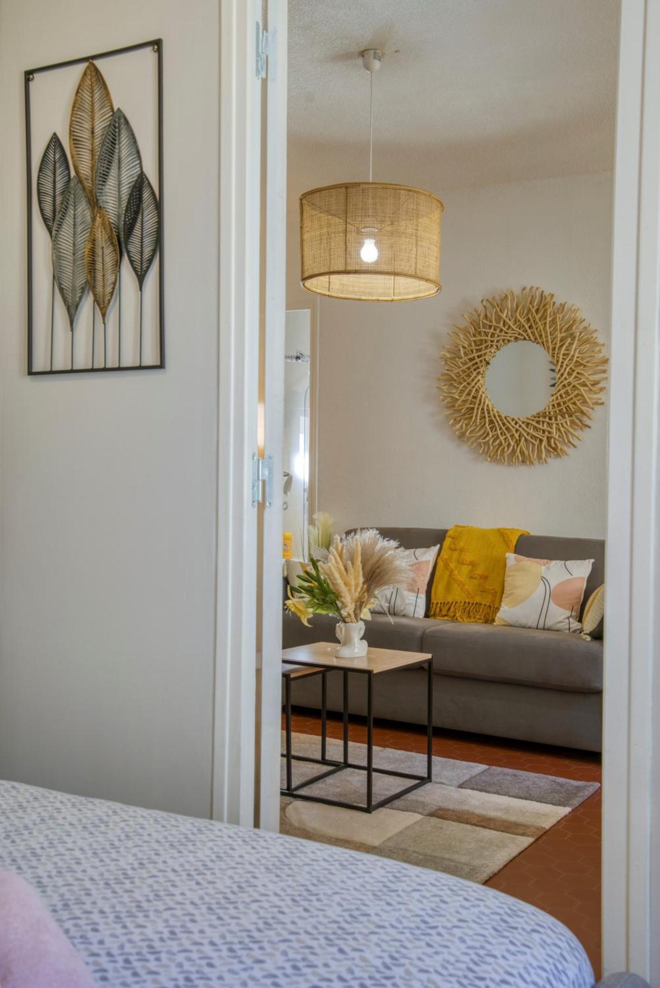 Apartamento Cosy, Modern, Fully Equipped, Air Conditioning, Historical, Old Town, 1minute Walk From - 